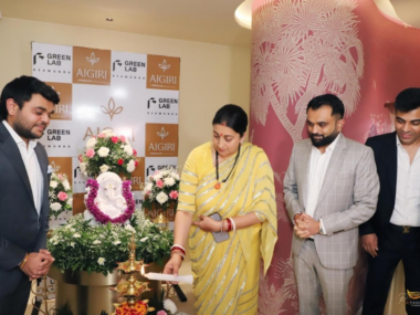 Smt. Smriti Irani Inaugurates Aigiri’s Flagship Lab-Grown Diamond Jewellery Store in New Delhi