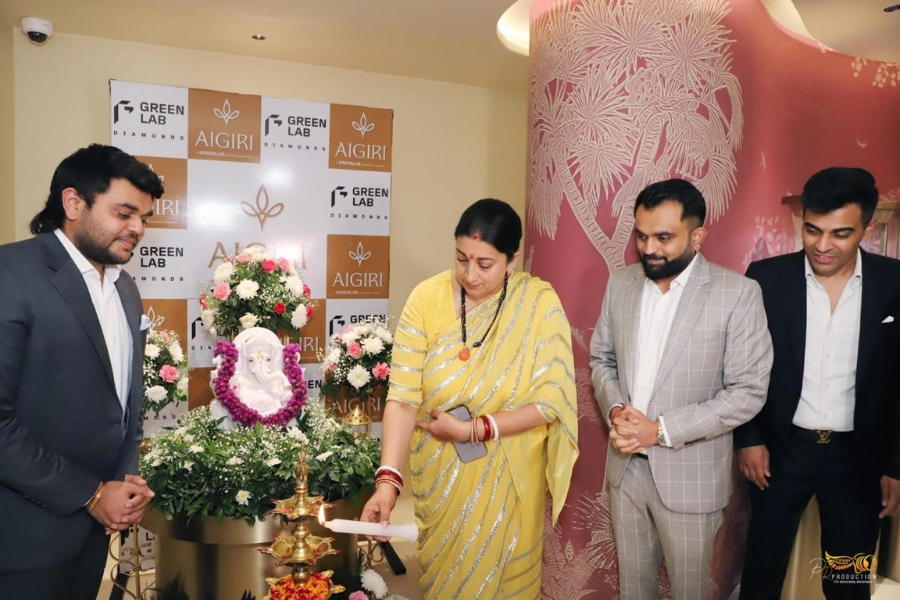 Smt. Smriti Irani Inaugurates Aigiri’s Flagship Lab-Grown Diamond Jewellery Store in New Delhi