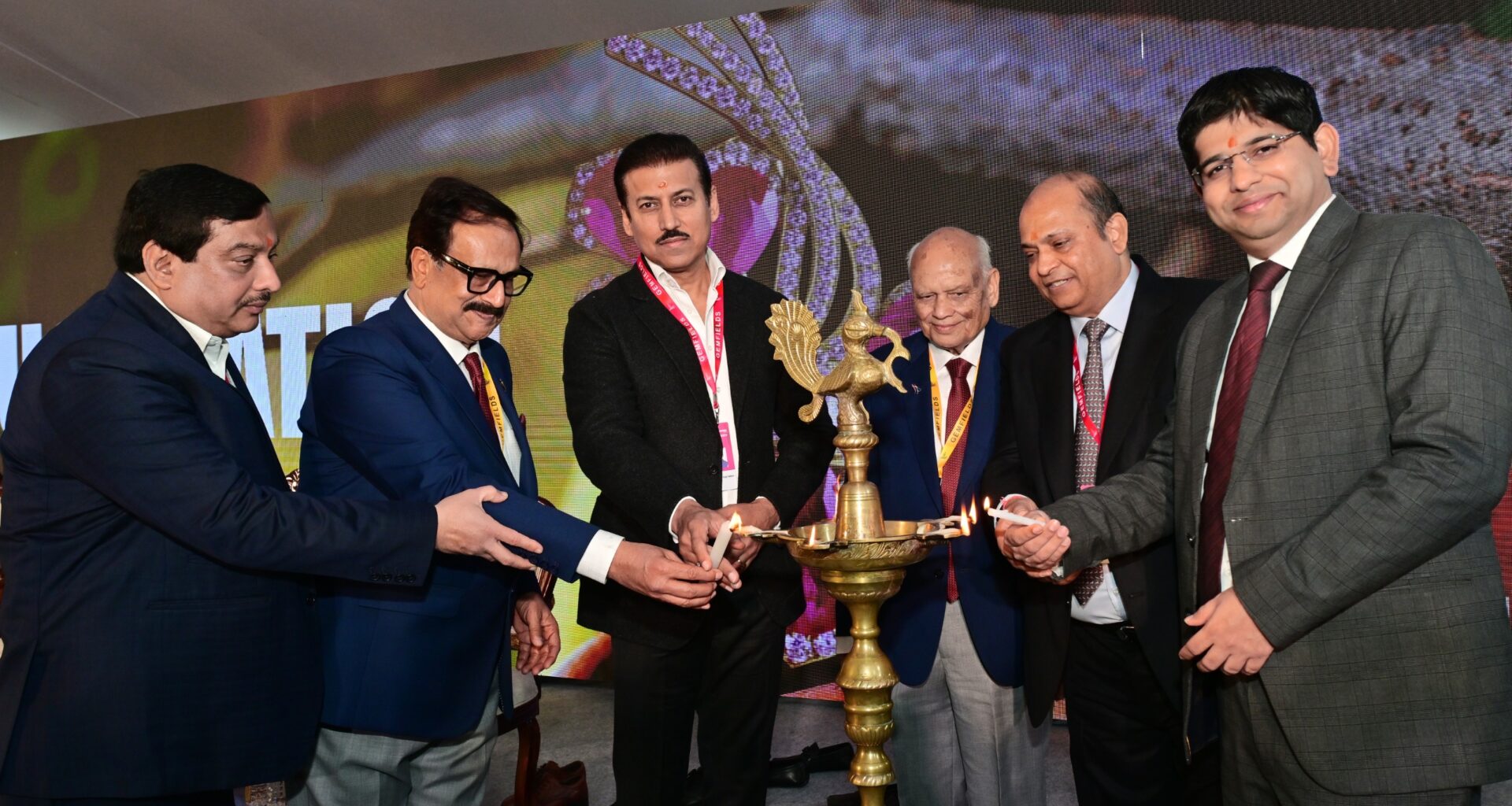 Lamp lighting ceremony at the inauguration of JJS 2024 (L to R): Nirmal Bardiya, Rajiv Jain, Rajyavardhan Singh Rathore, Vimal Chand Surana, Pramod Derewala, Saiyam Mehra